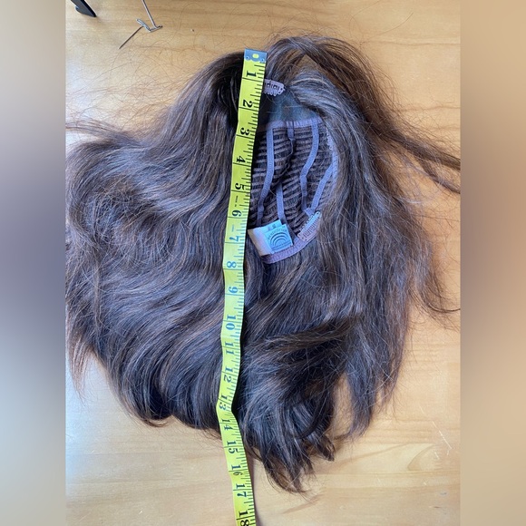 Raquel Welch- Human Hair TOPPER Memory Cap Monofilament Body Wave Layers - Picture 6 of 14